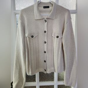 Gorgeous Sweater / Cardigan